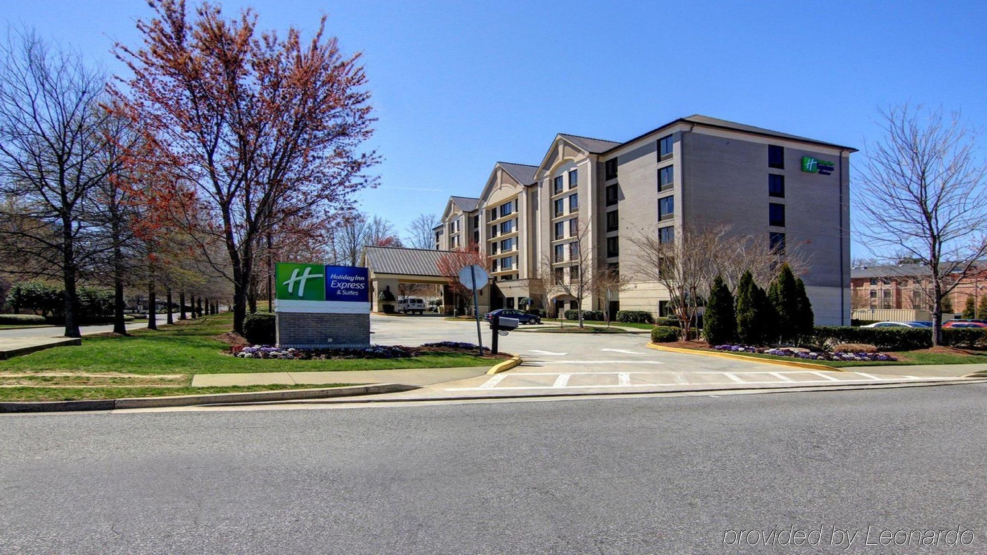 Holiday Inn Express & Suites Alpharetta, An Ihg Hotel Exterior photo